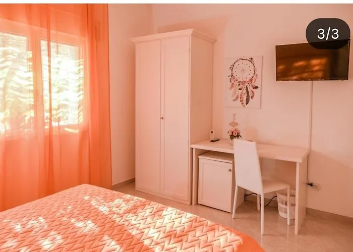 Milla Bed & Breakfast *